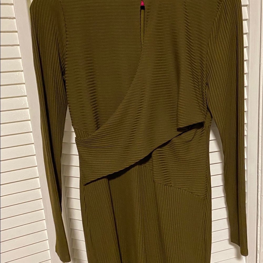 Green Long Sleeve Dress